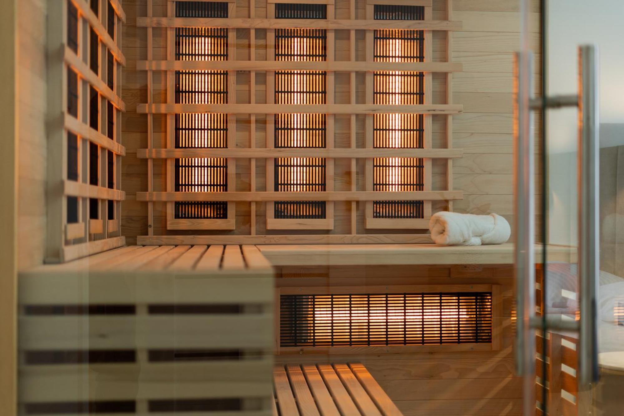 Spa Bedrooms With Sauna&Bath And Free Parking Краків Екстер'єр фото