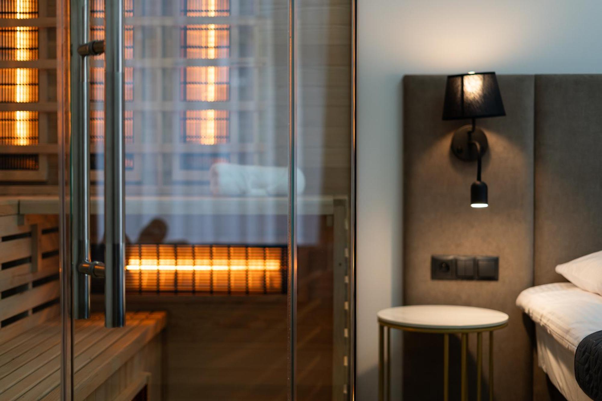 Spa Bedrooms With Sauna&Bath And Free Parking Краків Екстер'єр фото