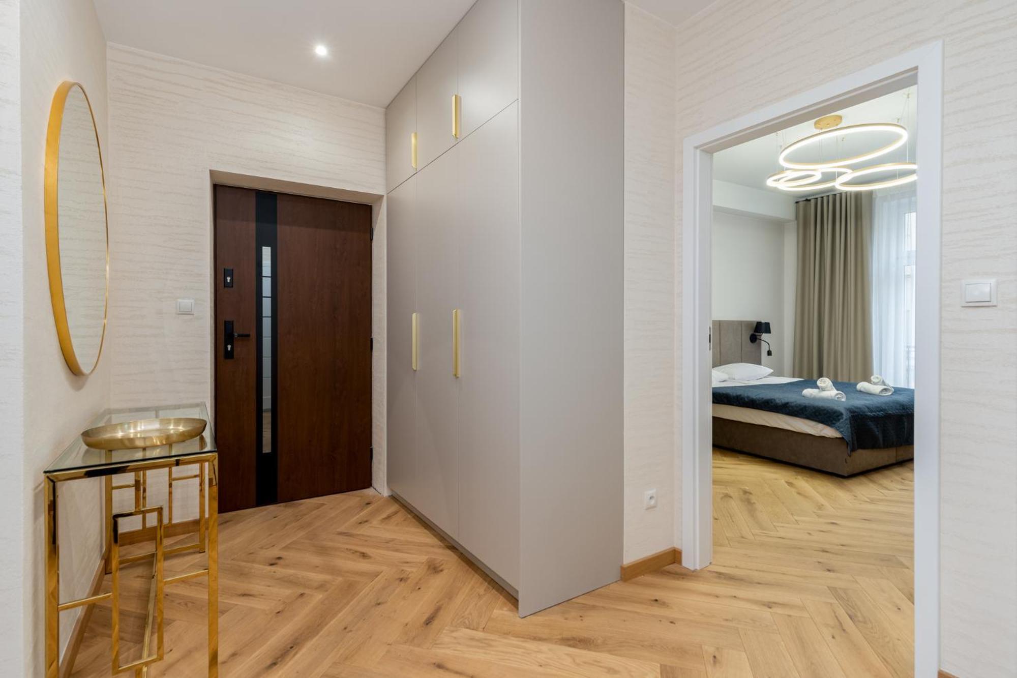 Spa Bedrooms With Sauna&Bath And Free Parking Краків Екстер'єр фото