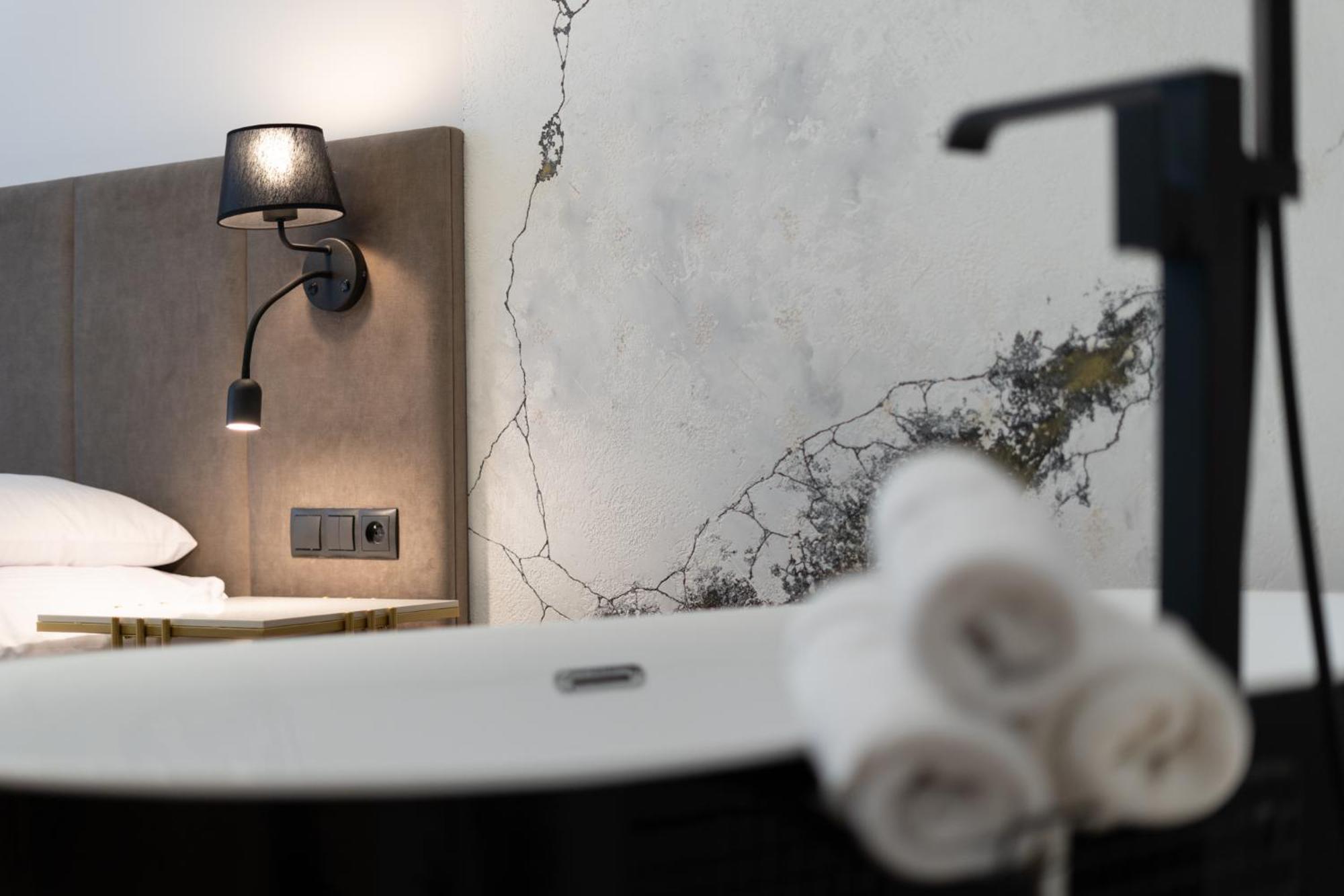 Spa Bedrooms With Sauna&Bath And Free Parking Краків Екстер'єр фото